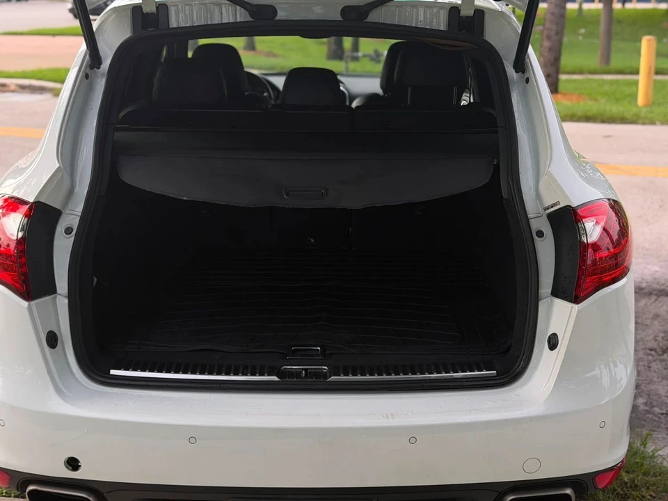 2014 Porsche 958 Cayenne S - Image 16 of 17