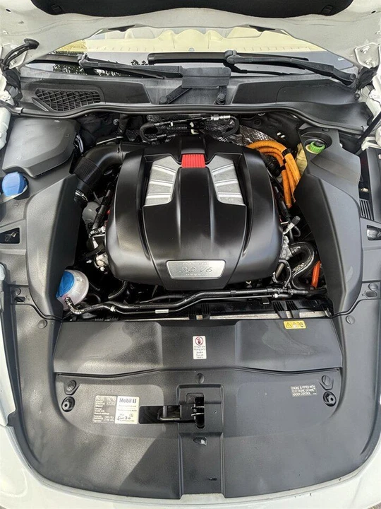 2014 Porsche 958 Cayenne S - Image 16 of 16