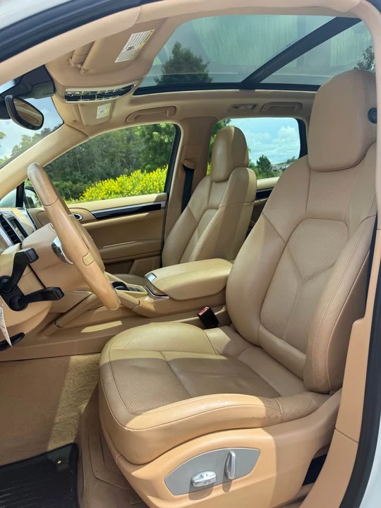 2014 Porsche 958 Cayenne S - Image 10 of 20