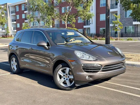 2014 Porsche Cayenne S Hybrid Sport Utility 4D