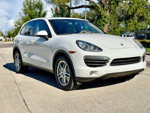2014 Porsche Cayenne S Hybrid Sport Utility 4D