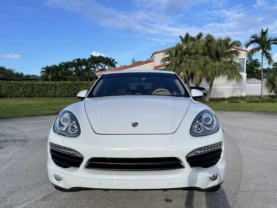 2014 Porsche 958 Cayenne S - Image 7 of 31