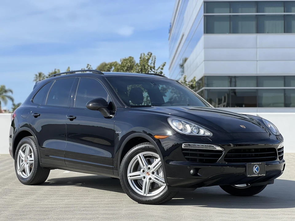 2014 Porsche 958 Cayenne S - Image 16 of 31