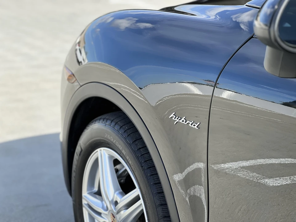 2014 Porsche 958 Cayenne S - Image 21 of 31