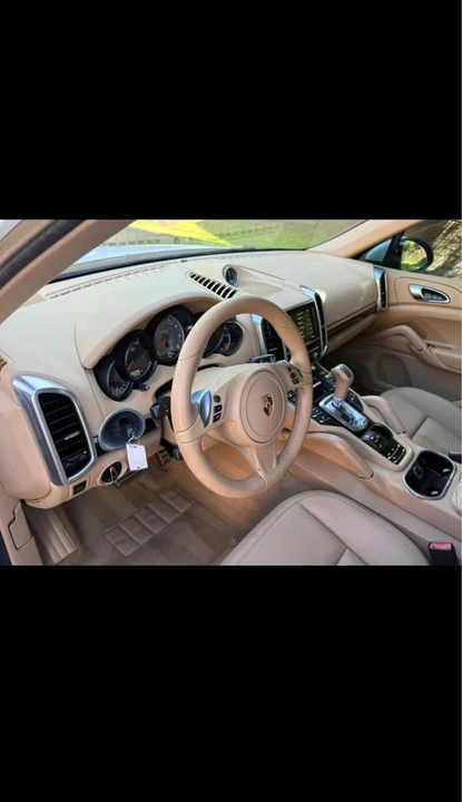 2014 Porsche 958 Cayenne S - Image 6 of 14