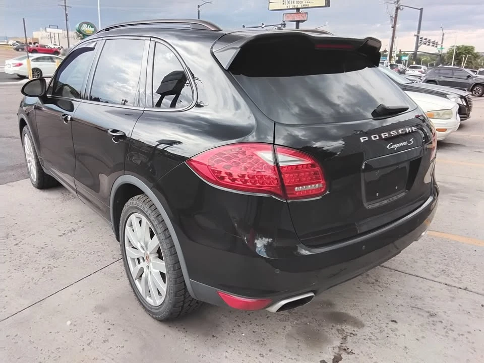2014 Porsche 958 Cayenne S - Image 7 of 13