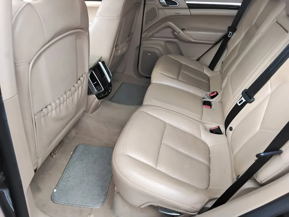 2014 Porsche 958 Cayenne S - Image 12 of 13