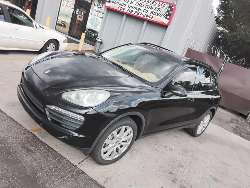 2014 Porsche 958 Cayenne S - Image 9 of 13