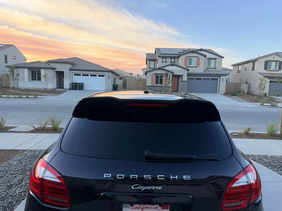 2014 Porsche 958 Cayenne S - Image 4 of 10
