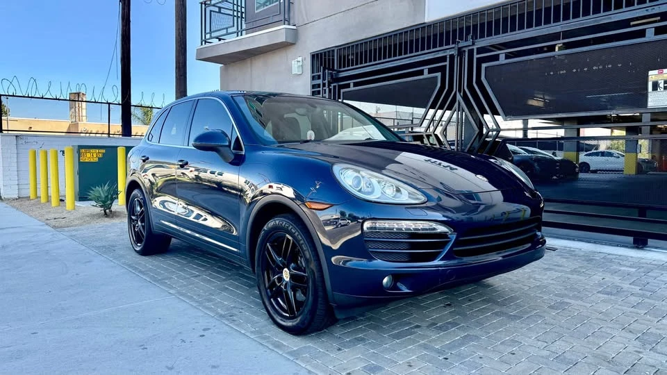 2014 Porsche 958 Cayenne S - Image 3 of 15