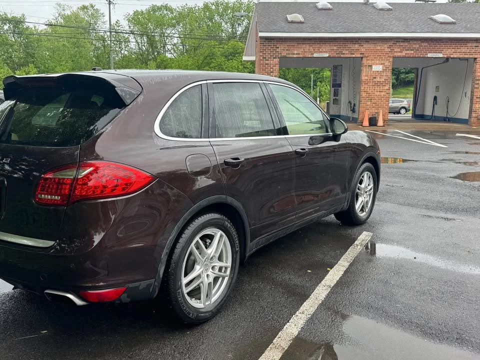 2014 Porsche 958 Cayenne S - Image 5 of 9