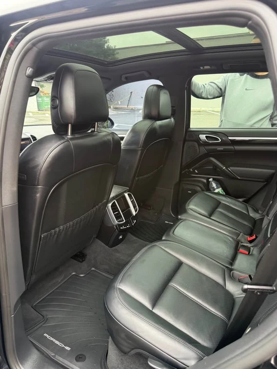 2014 Porsche 958 Cayenne S - Image 11 of 20