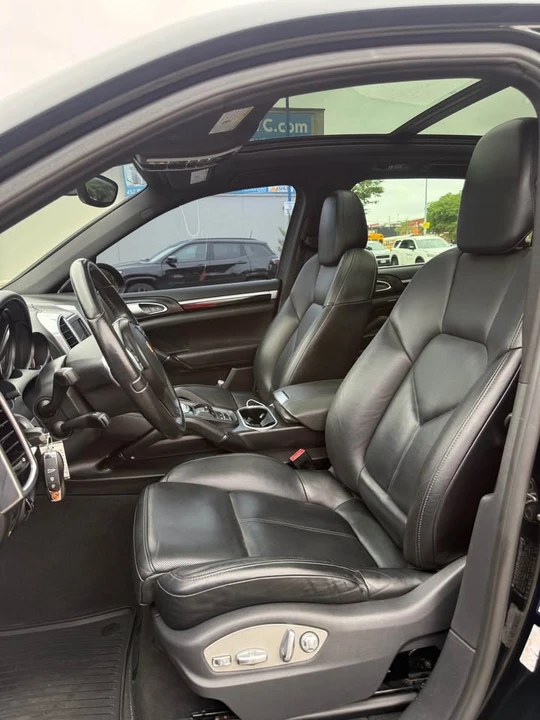 2014 Porsche 958 Cayenne S - Image 15 of 20