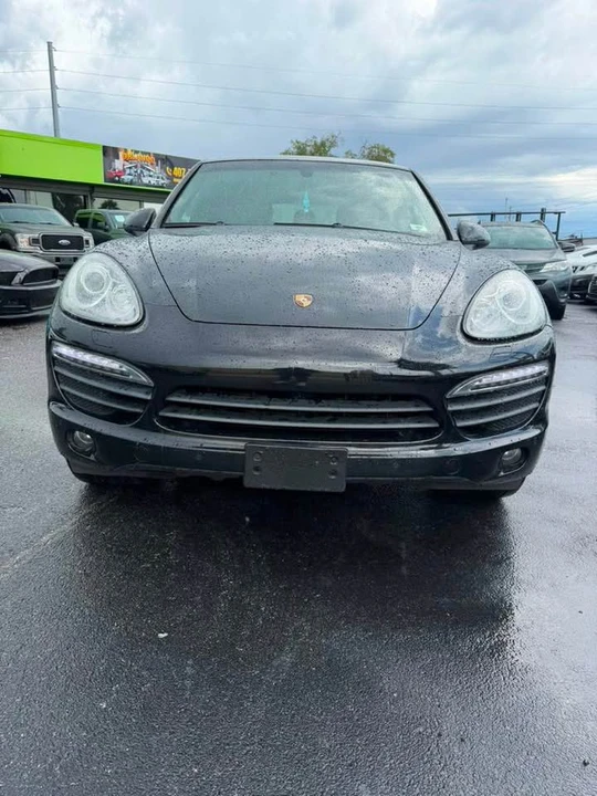 2014 Porsche 958 Cayenne S - Image 2 of 12