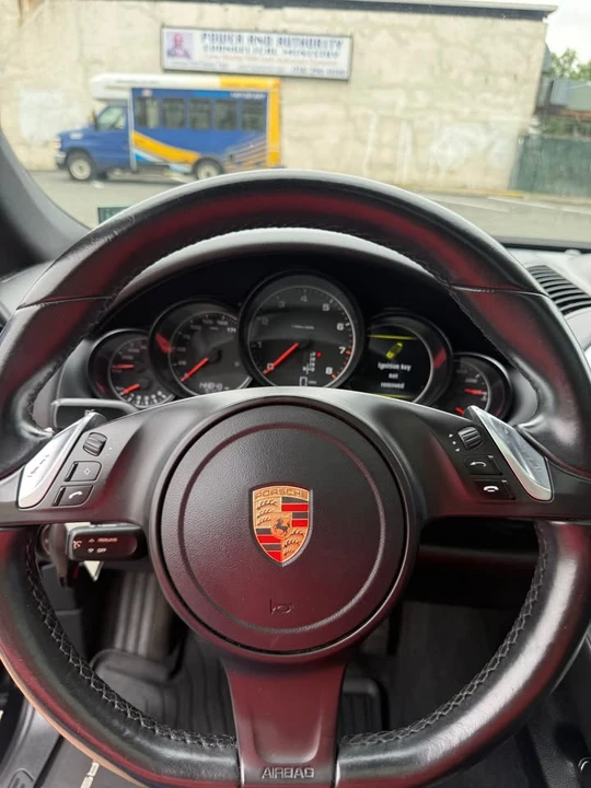 2014 Porsche 958 Cayenne S - Image 19 of 20