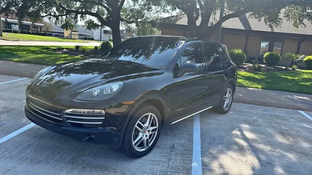 2014 Porsche Cayenne S Sport Utility 4D