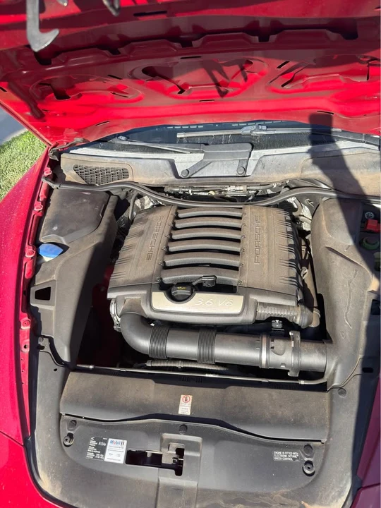 2014 Porsche 958 Cayenne S - Image 5 of 10