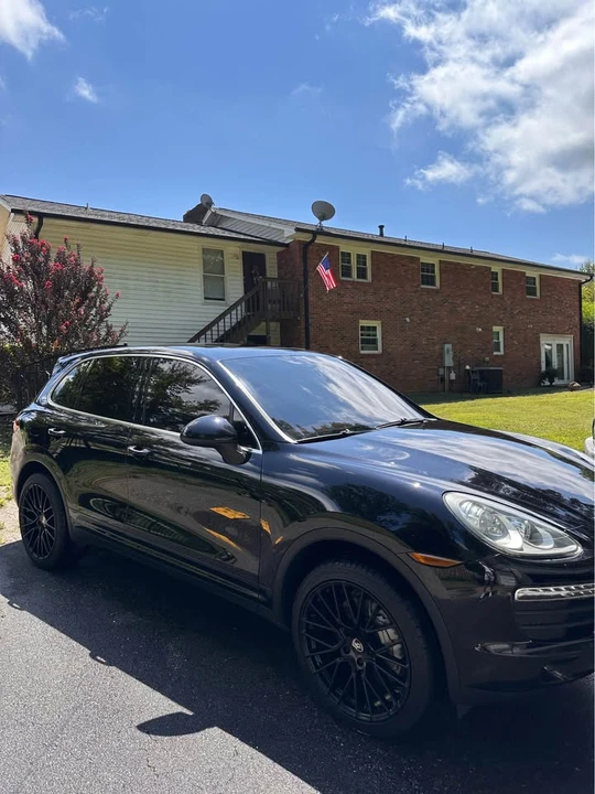 2014 Porsche 958 Cayenne S - Image 2 of 7