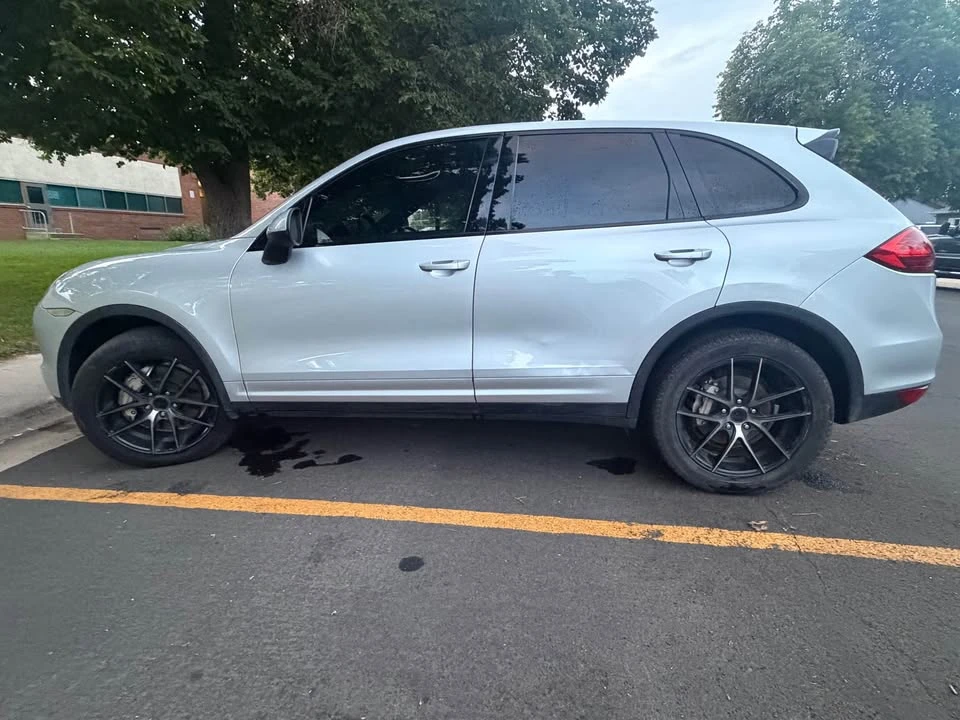 2014 Porsche 958 Cayenne S - Image 4 of 12