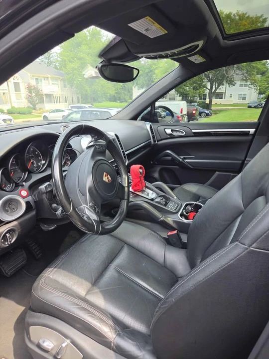 2014 Porsche 958 Cayenne S - Image 5 of 6