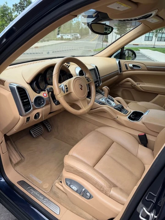 2014 Porsche 958 Cayenne S - Image 13 of 19