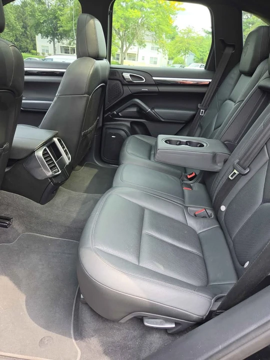 2014 Porsche 958 Cayenne S - Image 6 of 6