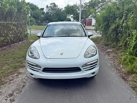 2014 Porsche Cayenne S Sport Utility 4D