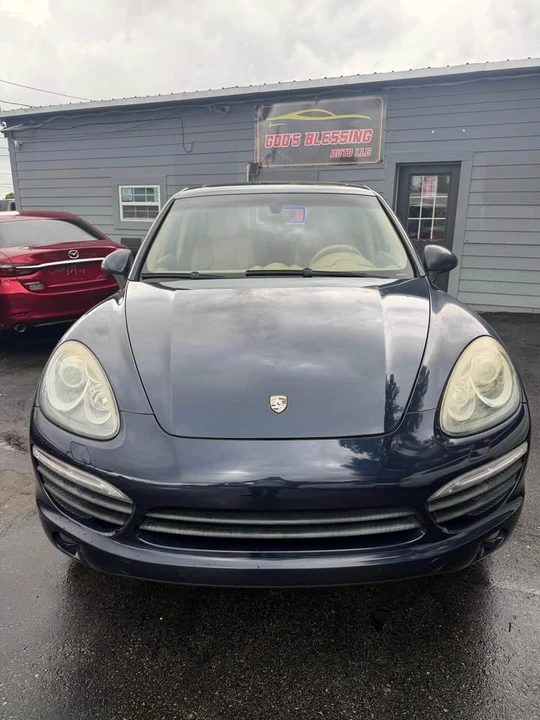 2014 Porsche 958 Cayenne S - Image 8 of 17