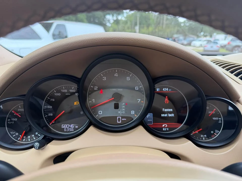 2014 Porsche 958 Cayenne S - Image 9 of 17
