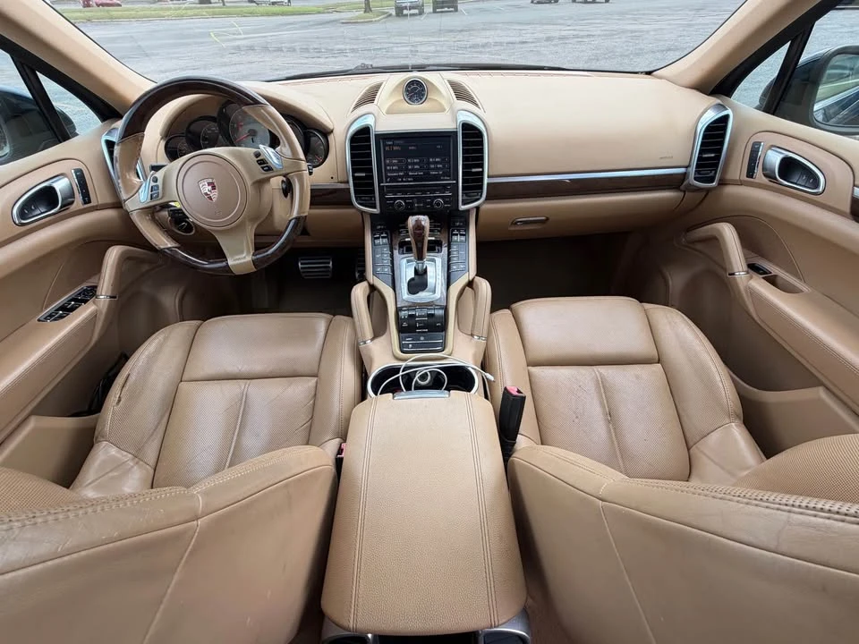 2014 Porsche 958 Cayenne S - Image 9 of 9