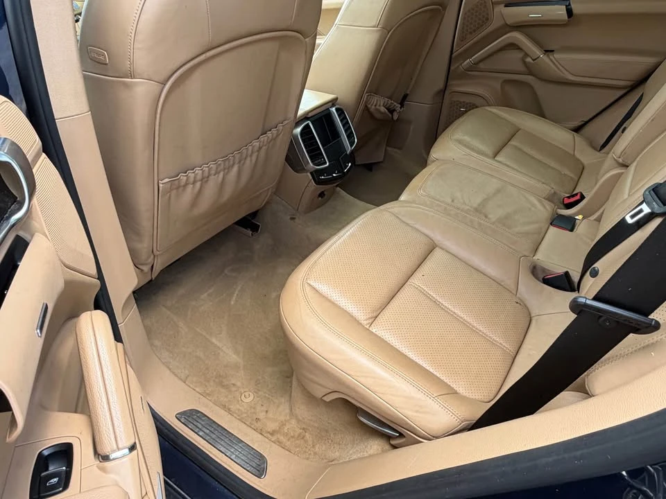2014 Porsche 958 Cayenne S - Image 5 of 9