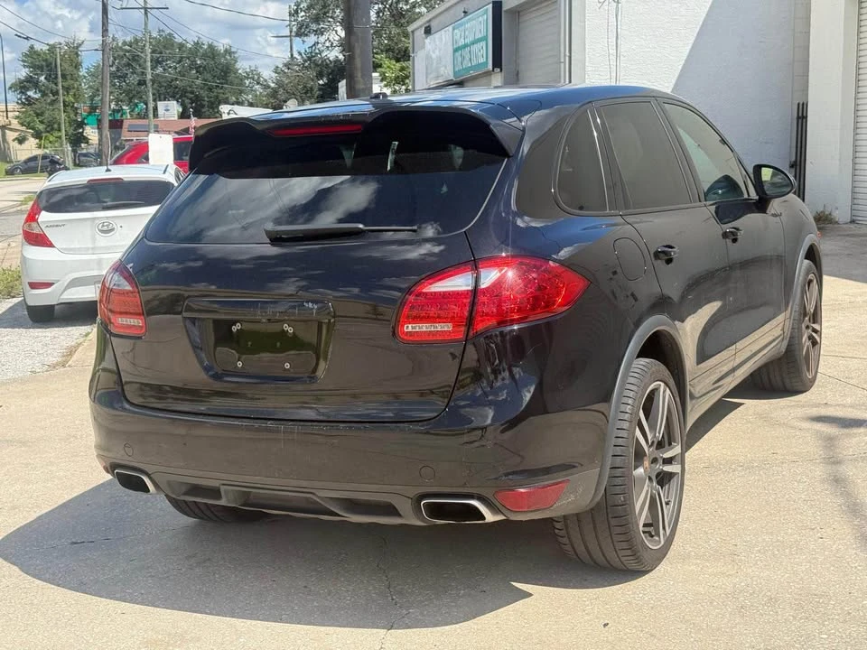 2014 Porsche 958 Cayenne S - Image 4 of 9