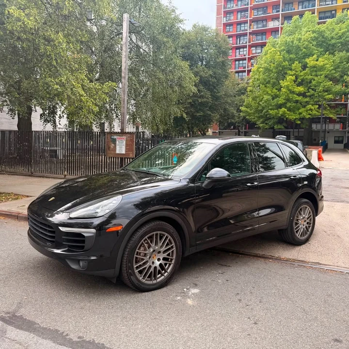 2014 Porsche 958 Cayenne S - Image 3 of 12