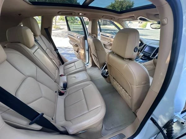 2014 Porsche 958 Cayenne S - Image 14 of 14