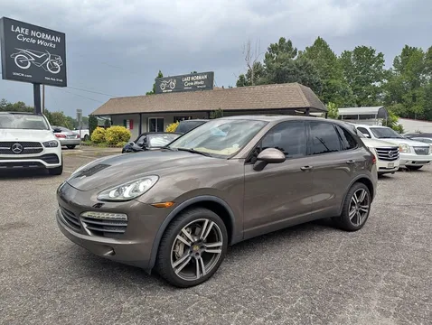 2014 Porsche Cayenne S V8