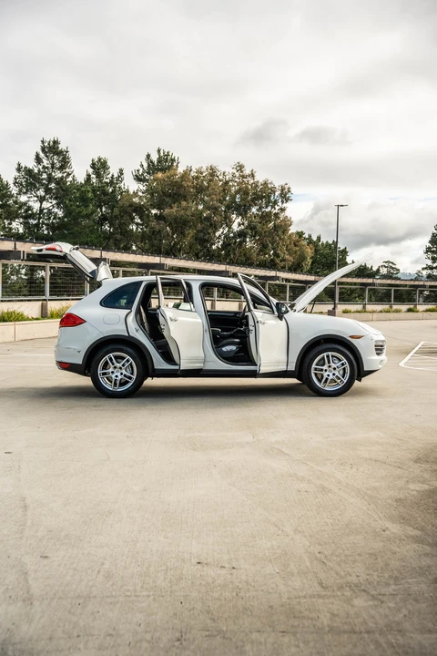 2014 Porsche 958 Cayenne S - Image 19 of 31