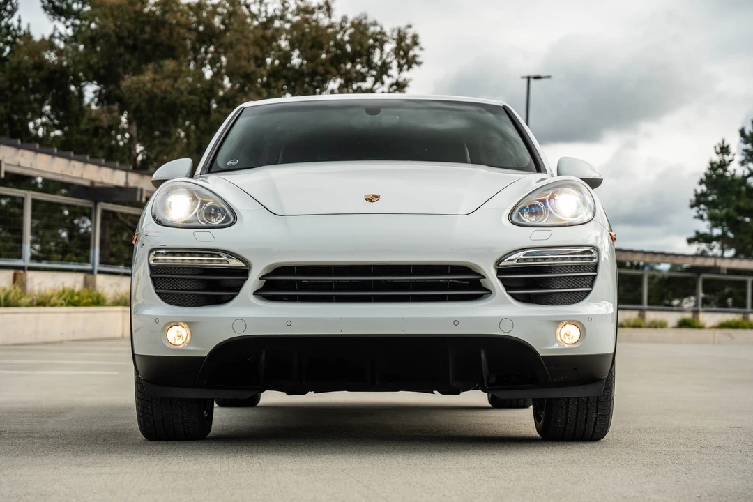2014 Porsche 958 Cayenne S - Image 13 of 31