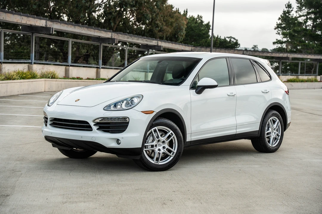2014 Porsche 958 Cayenne S - Image 7 of 31