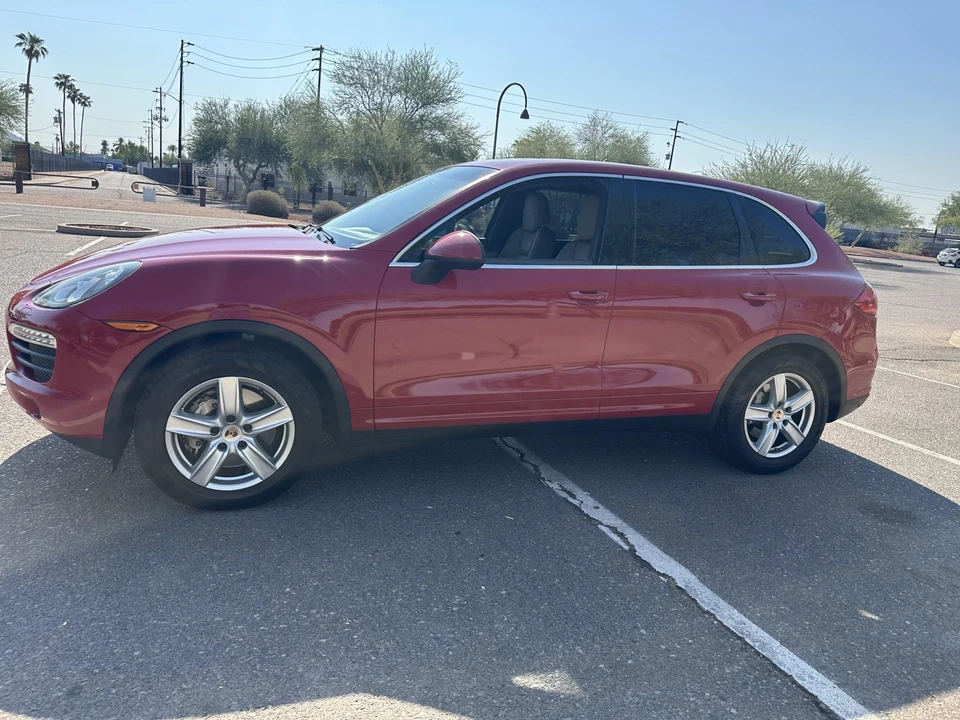 2014 Porsche 958 Cayenne S - Image 13 of 31