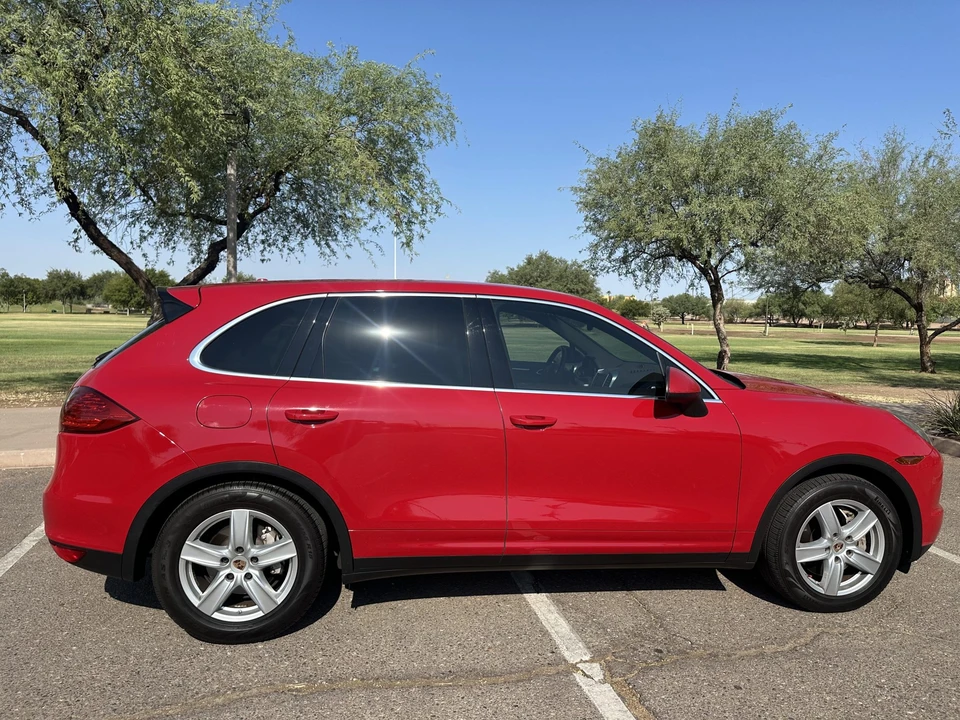 2014 Porsche 958 Cayenne S - Image 5 of 31