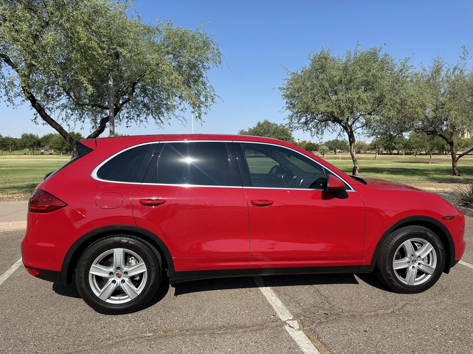 2014 Porsche 958 Cayenne S - Image 6 of 31