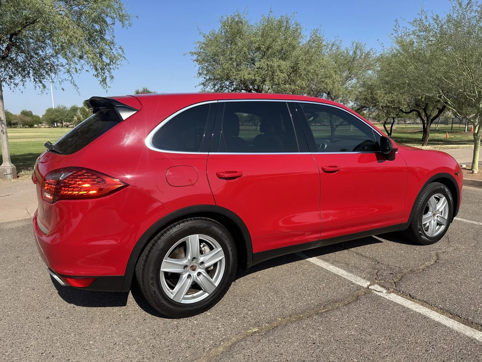 2014 Porsche 958 Cayenne S - Image 7 of 31