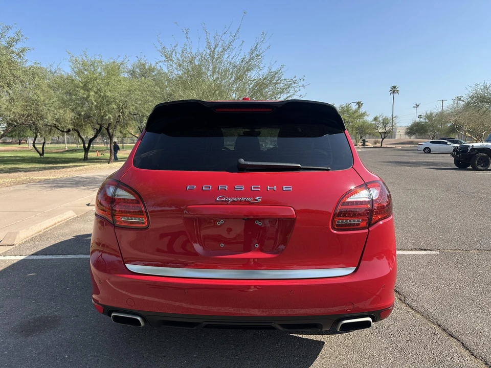 2014 Porsche 958 Cayenne S - Image 9 of 31