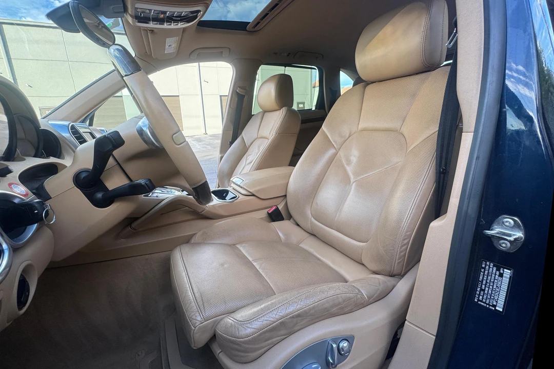 2014 Porsche 958 Cayenne S - Image 26 of 31