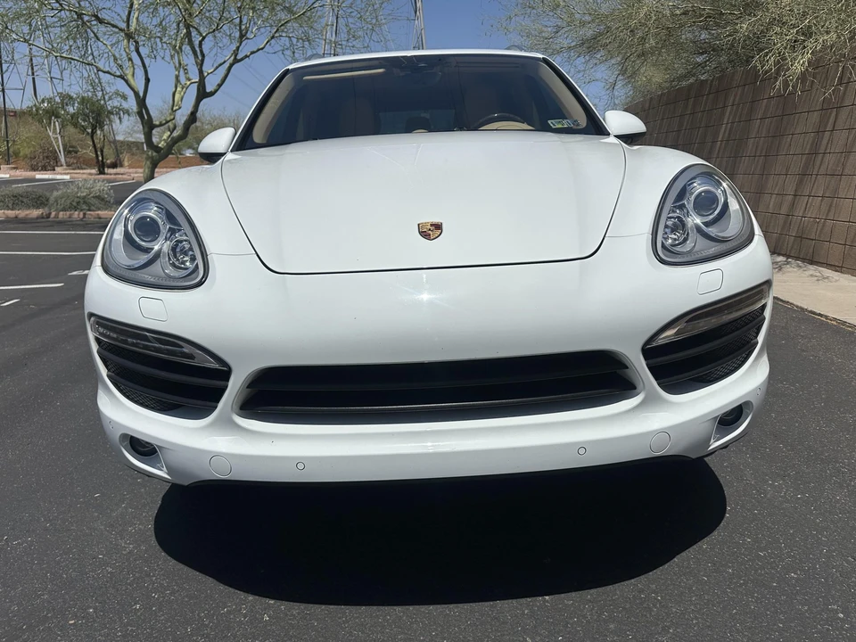 2014 Porsche 958 Cayenne S - Image 8 of 31