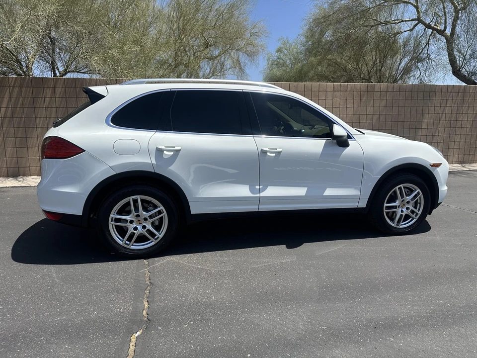 2014 Porsche 958 Cayenne S - Image 16 of 31