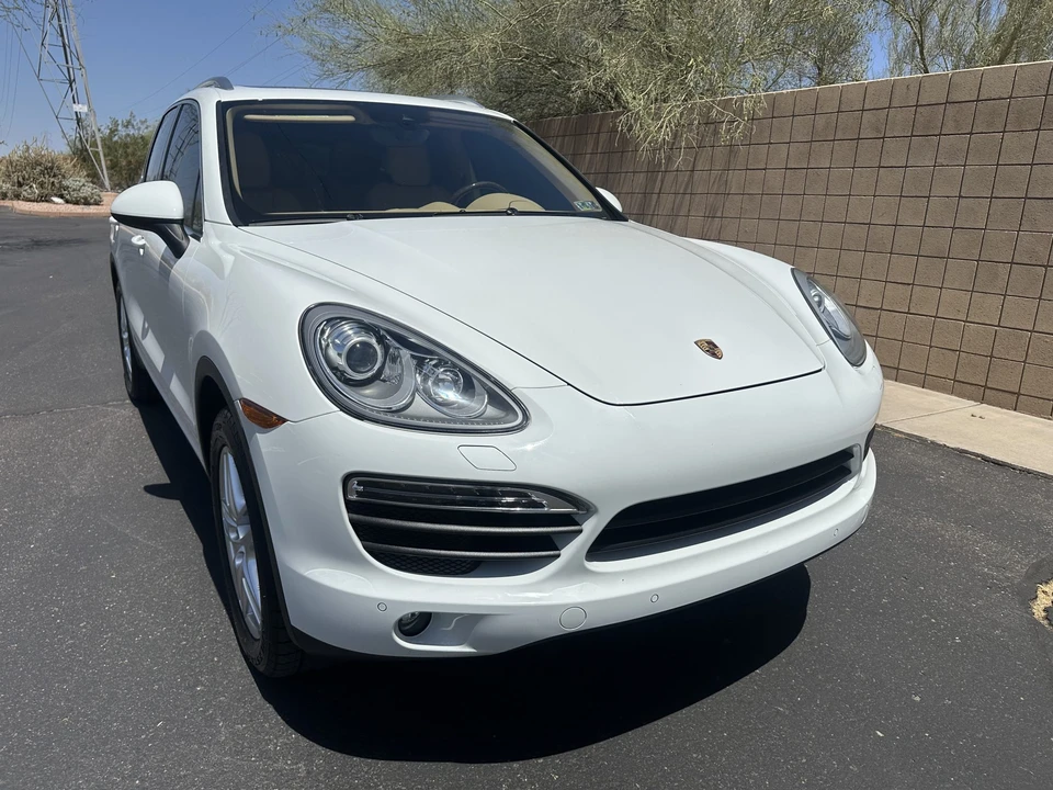2014 Porsche 958 Cayenne S - Image 11 of 31