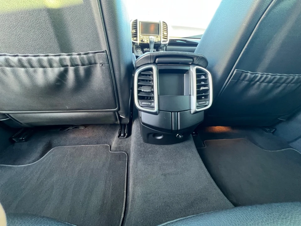 2014 Porsche 958 Cayenne S - Image 22 of 29