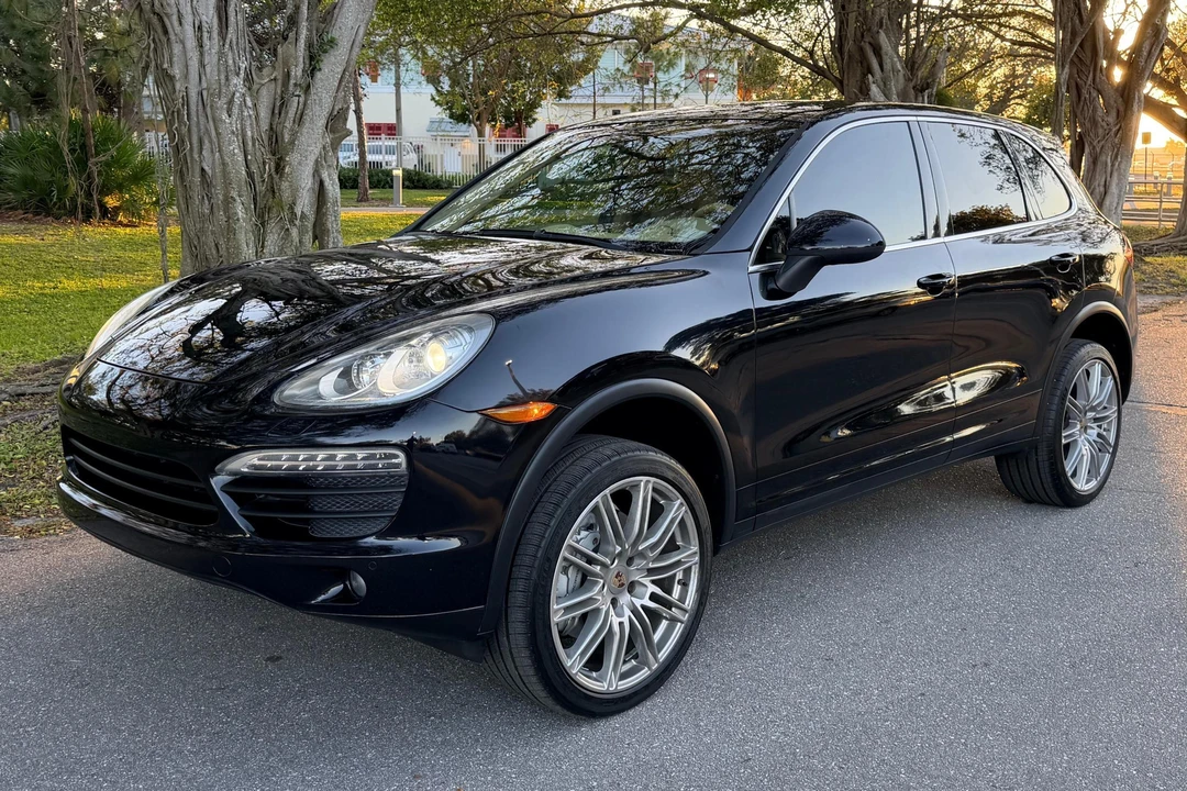 2014 Porsche 958 Cayenne S - Image 8 of 31