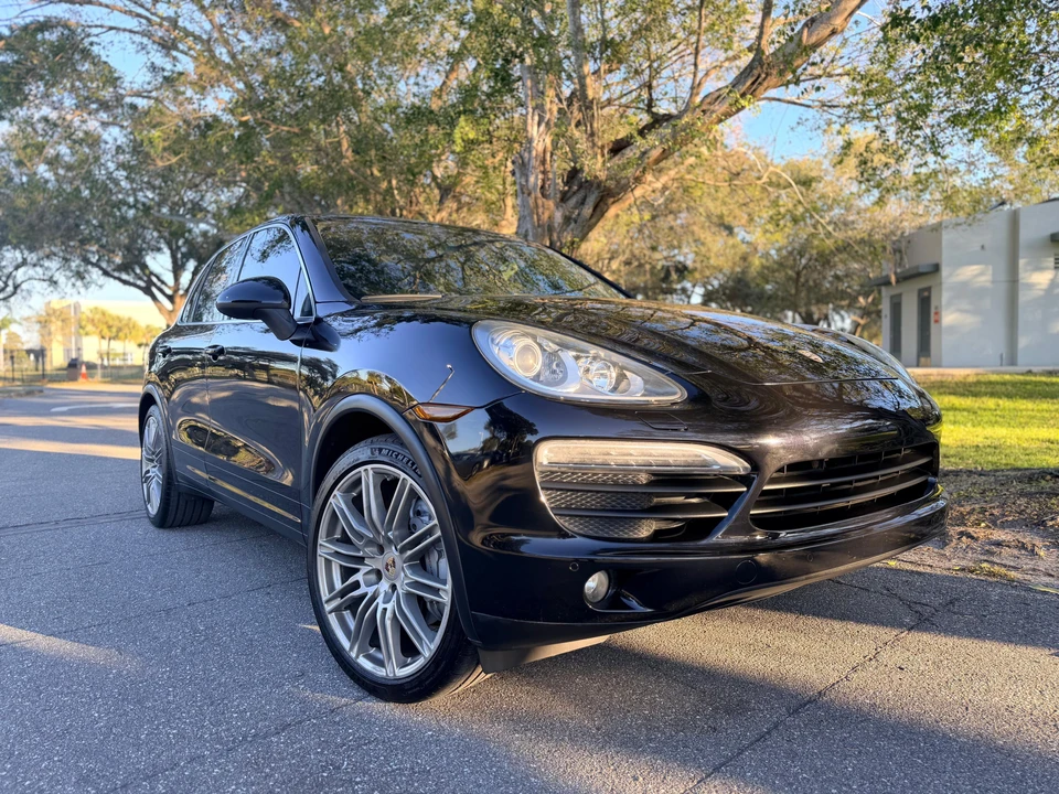 2014 Porsche 958 Cayenne S - Image 20 of 31